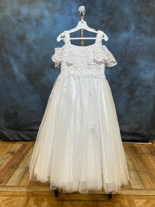 JK5024 Split sleeve Dress with delicate shiny details